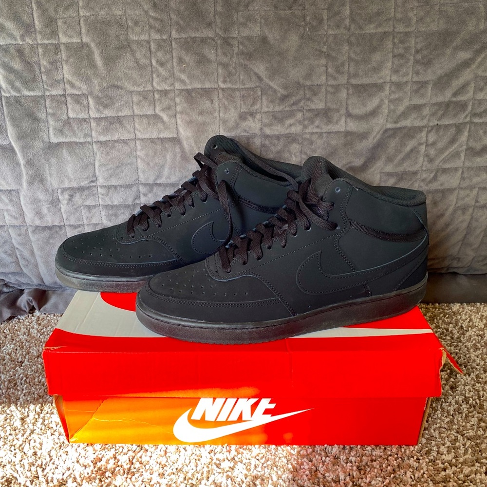 Nike Court Vision Mid